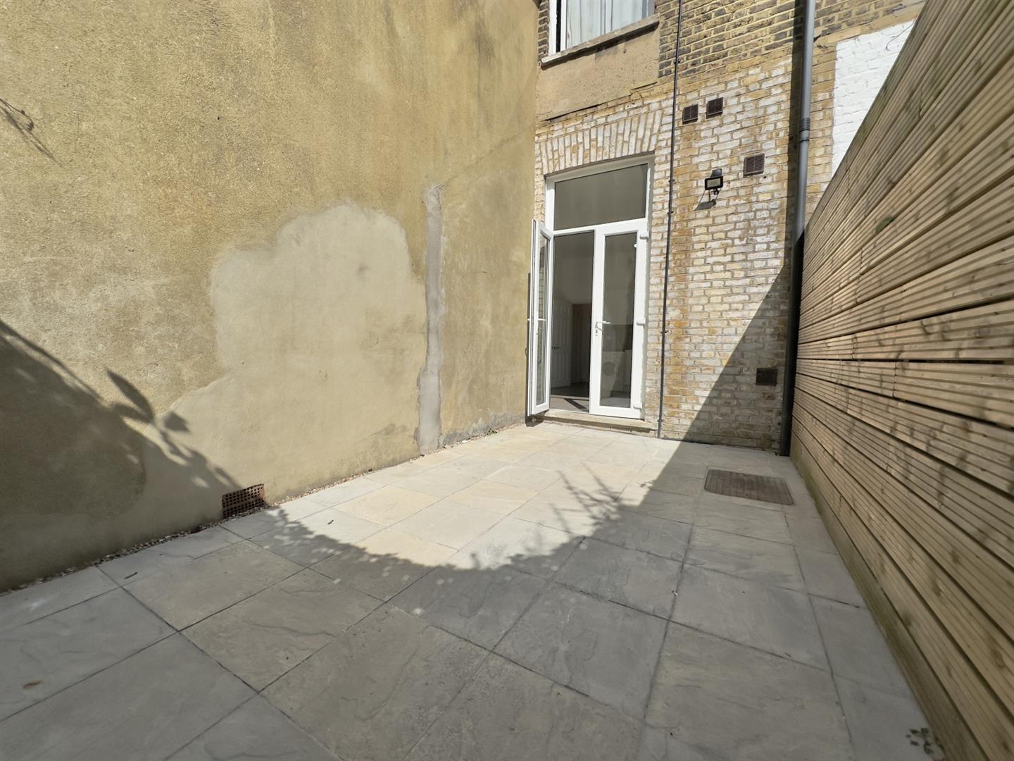 Bedford Road, Seven Sisters, London